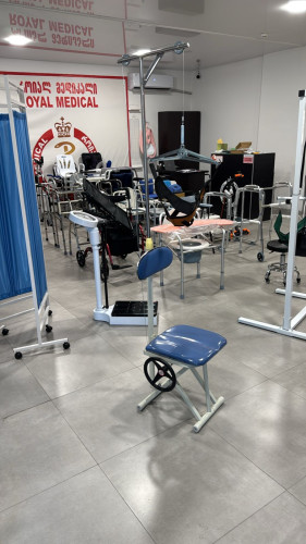 სარეაბილიტაციო კისრის დამჭიმი