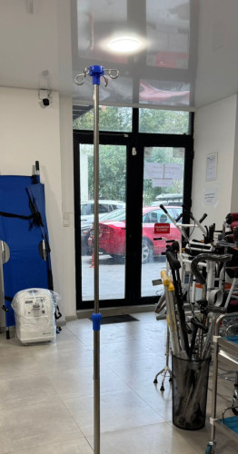 გადასხმის სისტემის შტატივი სამედიცინო საწოლის