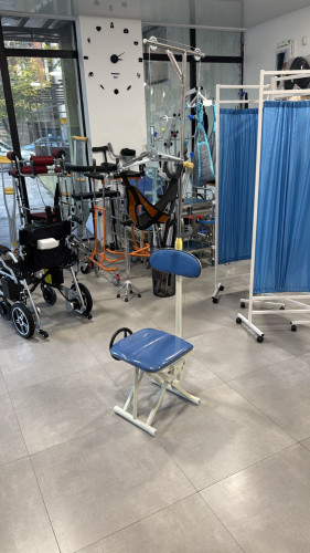 სარეაბილიტაციო კისრის დამჭიმი