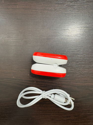 საბავშვო პულსოქსიმეტრი + ელ თერმომეტრი