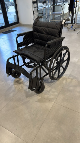 შშმ პირის ეტლი განიერი ამერიკული